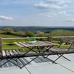 Dom wakacyjny Panoramic With Private Sauna Érezée