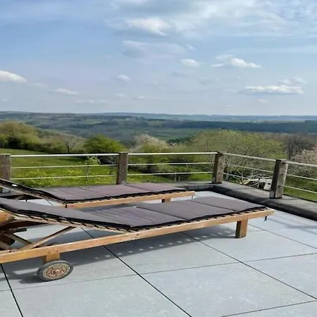 別荘 Spacious With Sauna *